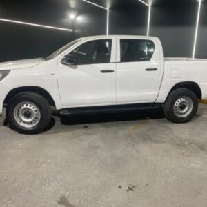 Toyota Hilux Cabina Doble Base MT